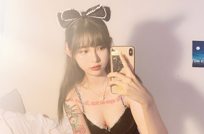 极品爆乳网红美女与土豪性爱私拍流出刷三万礼物约出来各种啪爆操豪乳乱颤