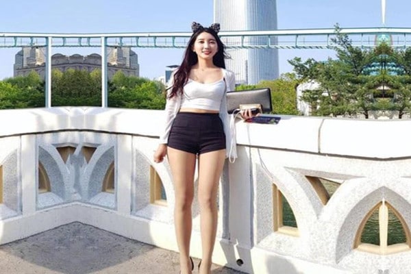 极品风骚小少妇