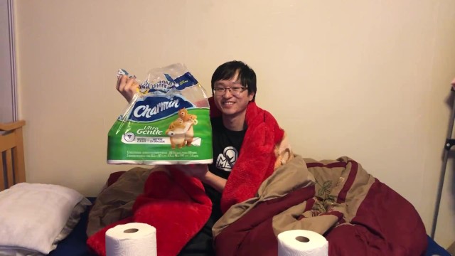 我用卫生纸引诱你，并邀请你；“隔离和冷藏”；