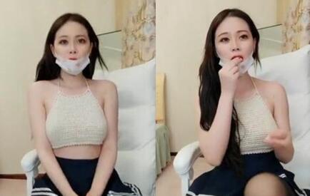 美乳白虎妹子單人自慰黑絲高跟鞋椅子上道具猛插高潮出水2