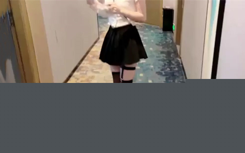 一顿宵夜搞定的04M属性学妹全程教BaBa屁股被打的红红的还说舒