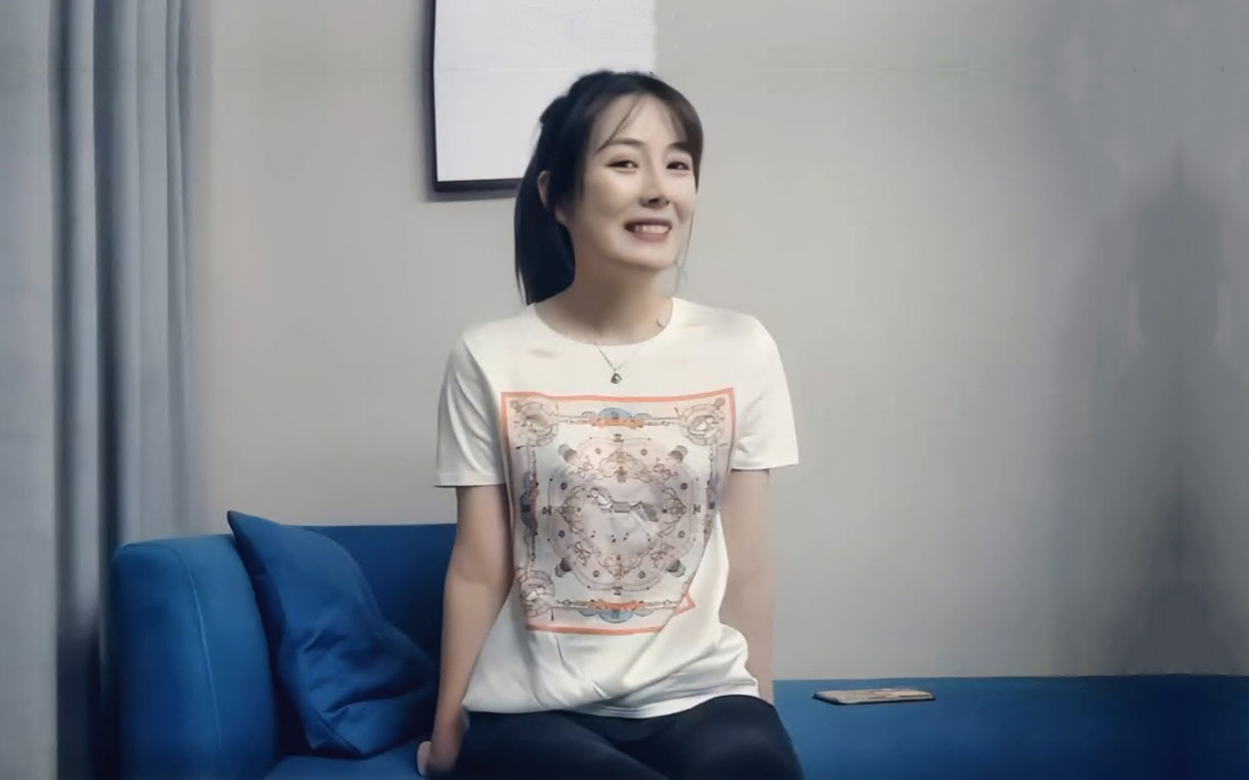 长相甜美T恤马尾妹子掰开穴自己就摸起阴蒂来了好痒啊宝贝被操的我要我要