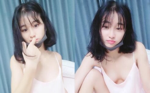 某平台颜值不错小嫩妹激情自慰大秀十分诱人喜欢别错过