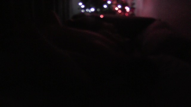 当丈夫在工作的时候，摄像机摧毁了出轨的妻子