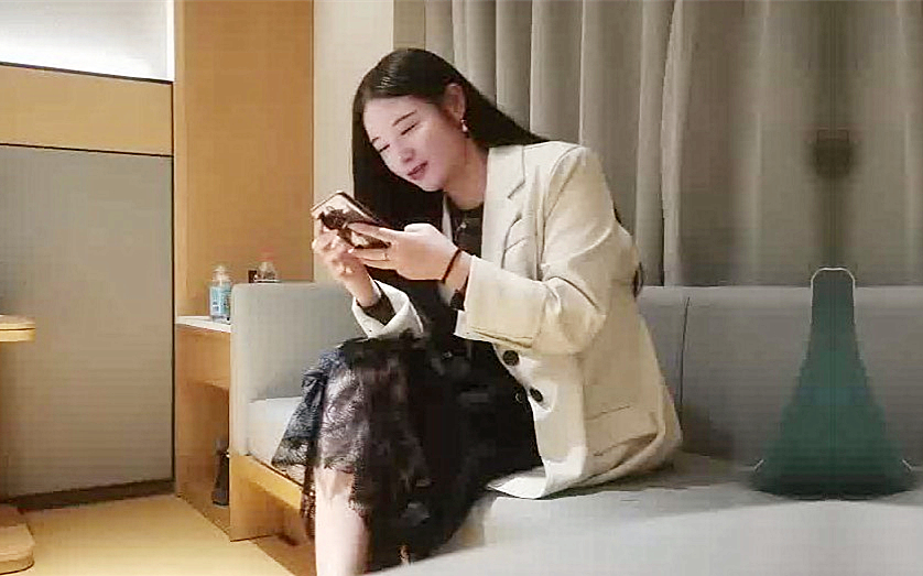 170CM气质高端外围美女修长美腿坐身上各种摸