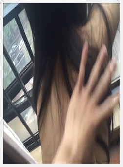 大白天趴着阳台草呻吟刺激