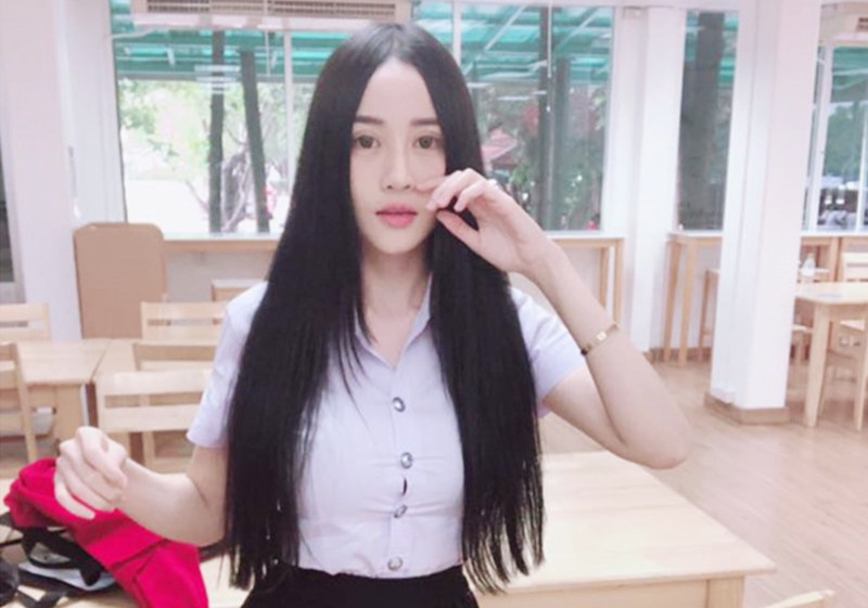 新魔都留学生美女『祖儿』和大屌外国纹身男友每次啪都那么疯狂蒙眼玩刺激爆插无套怼操射满逼精液