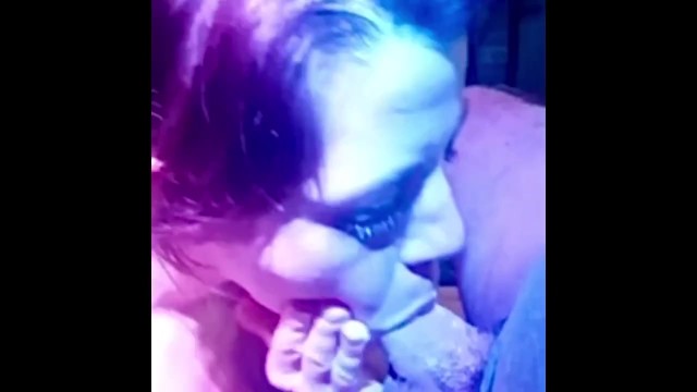 来自POF的长舌红头发崇拜爸爸的鸡巴