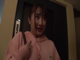 XRW-775 高収入バイトの募集に釣られて来た地味で真面目なGカップ美少女ソープ 森本つぐみ