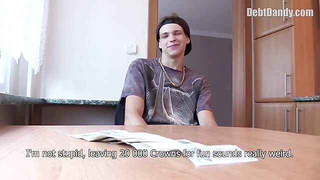 债台高筑262——朋克需要一些现金，所以他同意拿一大笔钱