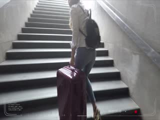 [BitchesAbroad] Friendly Stranger 吸吮邻居陌生人的大鸡巴