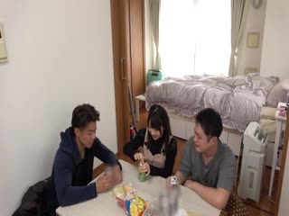 她男朋友的朋友為我的原始性行為戴綠帽子第 1 部分