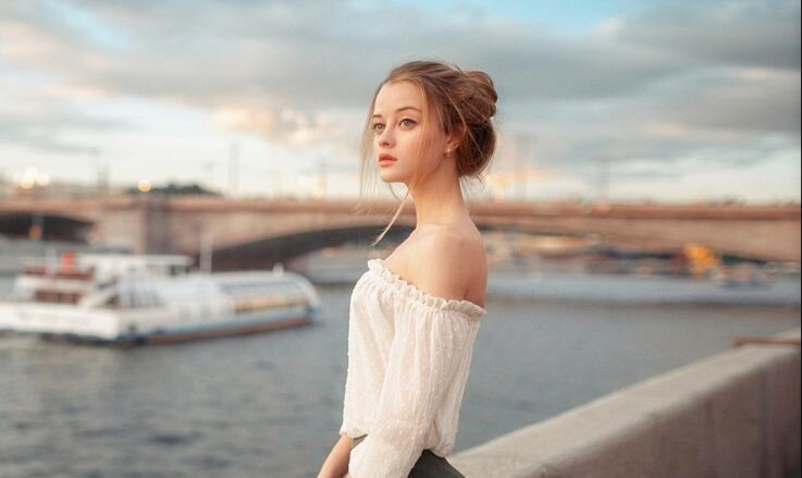 性野蛮情侣袭晕借宿背包客无套抽插爆虐开操专门选漂亮美女下手随便摆弄任意操