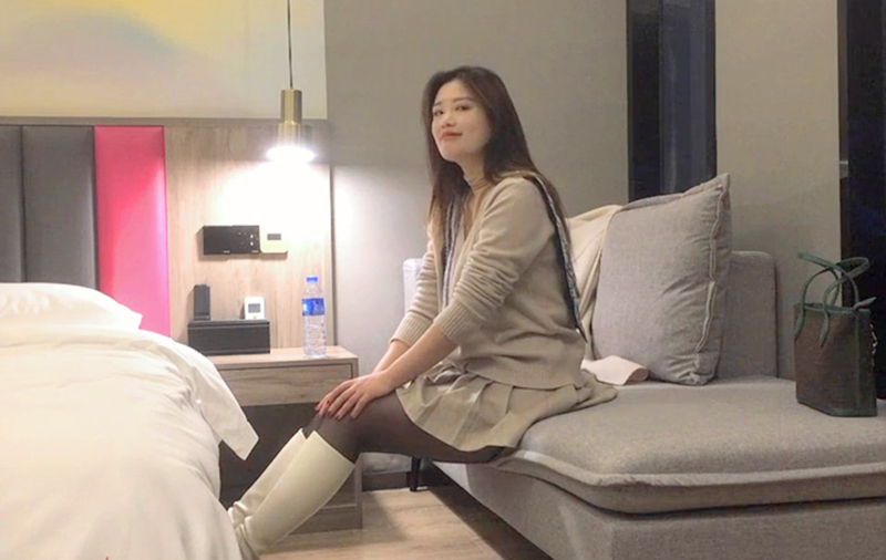 极品风骚御姐被干得眼神迷离太诱人