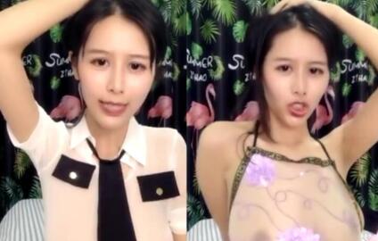 大胸美女情趣道具自己玩一下