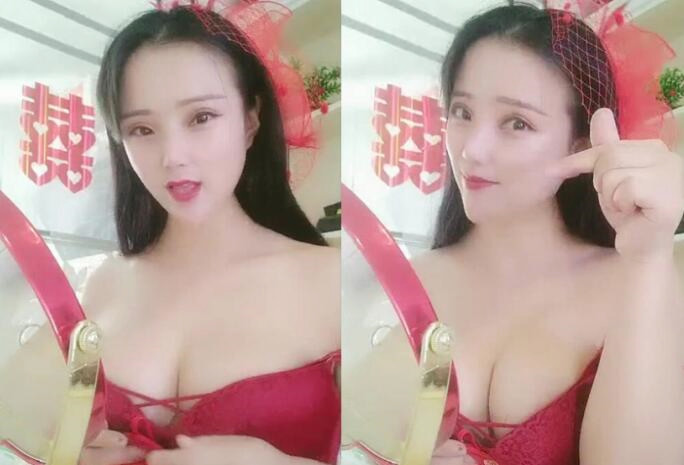 新婚不久的美娇娘老公不在家耐不住寂寞网上发骚大奶子大屁股逼逼粉红水又多自慰呻吟精彩不要错过