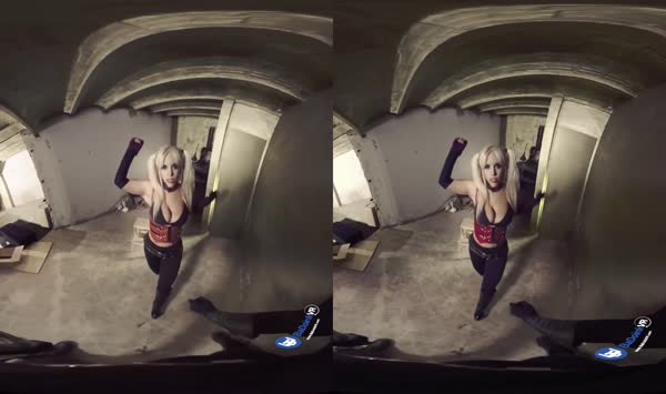 调好了的金发女郎