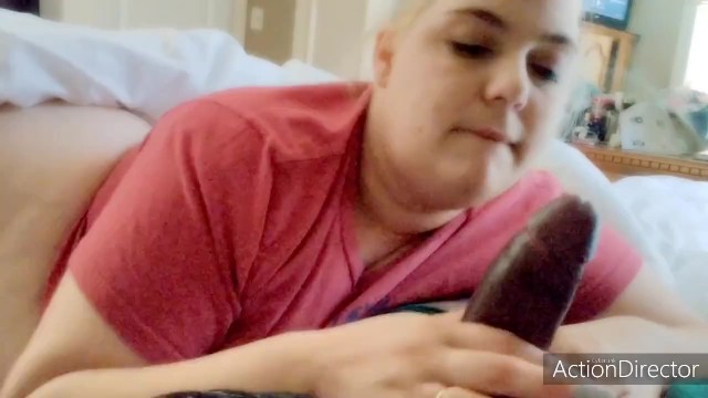 照顾BBC的白人女孩