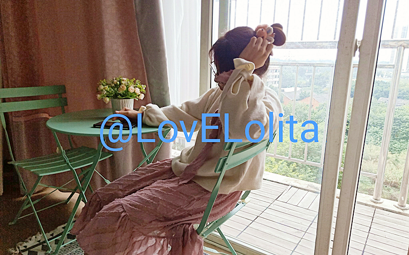 LovELolita阳台前的爆操后入初尝连续高潮大屌入花芯