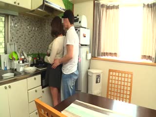 541AKYB-012 なつき(20) 料理を作ってくれたご褒美に中出し 奈槻れいら