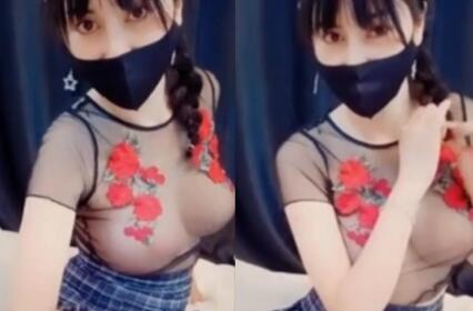 混血大眼美女巨乳自慰大秀