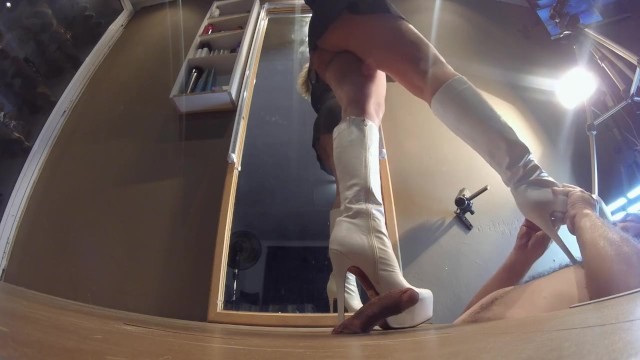 bootjob shoejob踩踏