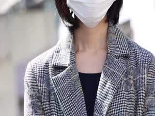 KNB-207 子小學校に送り出してそのままここに來た超美形の奧様。単身赴任中の旦那のSEX