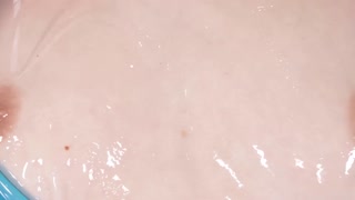 人小性欲却不小的金发妞