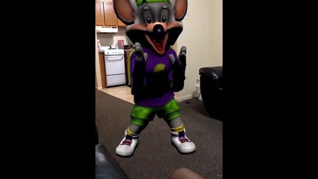 乌木奇拉基P.Y.T.（基于真实事件）乐趣