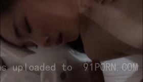 精彩对白露脸3p00后