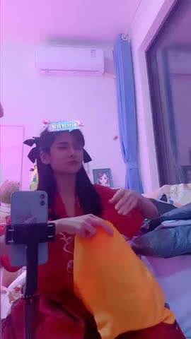 ZAY21013102~1~狗头萝莉~1018 试衣服 封号边缘