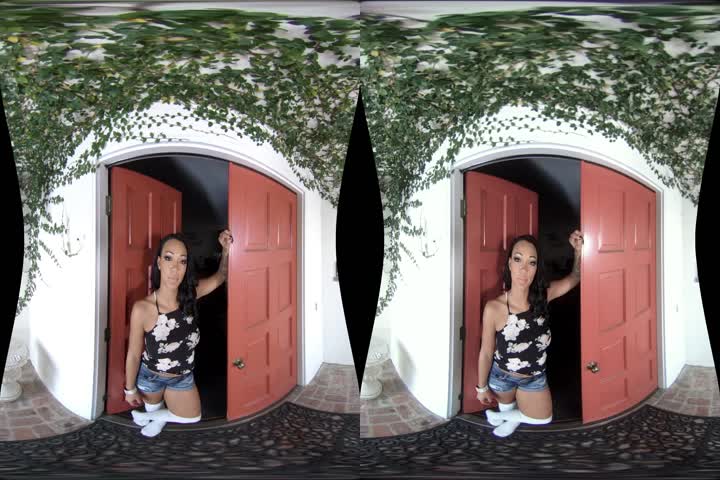 Anny Aurora is a dirty Octoberfest hostess with beer86