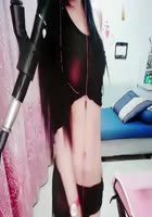 主播的薄纱衣若隐若现真性感