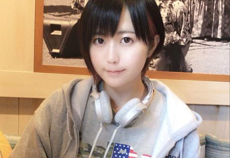 白日宣淫差点被路人发现