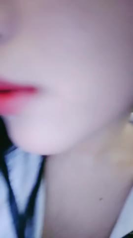 中国人不骗中国人！这两个是真的嫩【04萝莉】舔逼！喝尿！~抱抱婷婷 20220211-170813-542