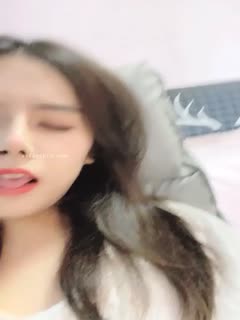 zhubo#新女神下海【小嘉嘉】高颜值小家碧玉型美女 跳蛋自慰爽到喷水 哗啦啦的一直往外冒 像泉眼一样 叫床声动听！