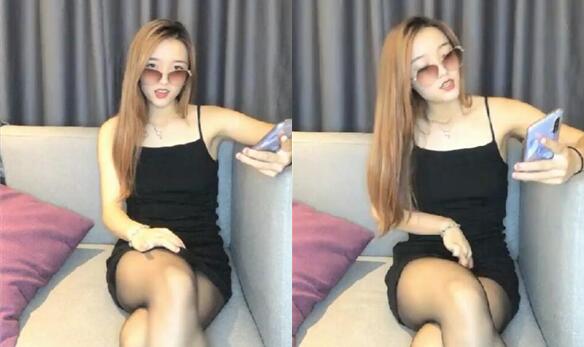 小艾同学墨镜骚女黑丝高跟鞋自慰啪啪跳蛋塞逼拉扯喷水上位骑乘抽插