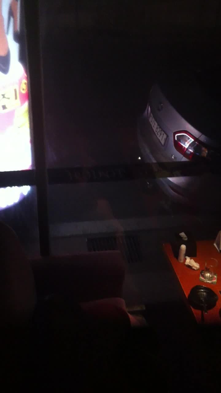 【最高端泄密】KTV包房里的疯狂羞羞事 边享受劲爆音乐边骑乘疯狂扭动顶操 女孩超会动老司机啊 高清720P原版无水印