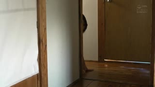 自澀谷到鄉下的曬痕巨乳辣妹！！有空到誘惑中年大叔搞無套中出OK榨精派對！！ 今井夏帆 EBOD-747