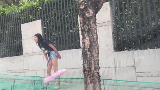 陌生人tar kontrollöver min leksak offentligt