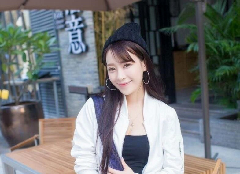 超大胆真实刺激首操户外勾搭大爷野战啪啪全程无套站炮后入猛操