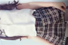 制服學生妹拍給學長的福利 1