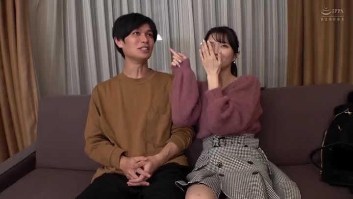 SUKE-159 - ゆいな【推ししか勝たんZ世代リアコ女子の淫乱発情SEX】バイト代は推し財布に全額投入ww生粋のアイドル好きオタク女子がイケメンスタッフを前