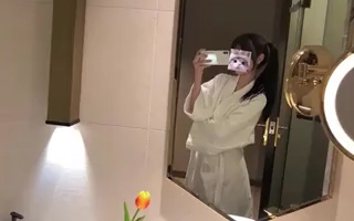 超级青涩约00年上海双马尾学妹