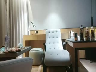 《91沈先森》嫖一线天肥逼美女，性感黑丝翘臀肥逼，擡起双腿侧入抽插猛操