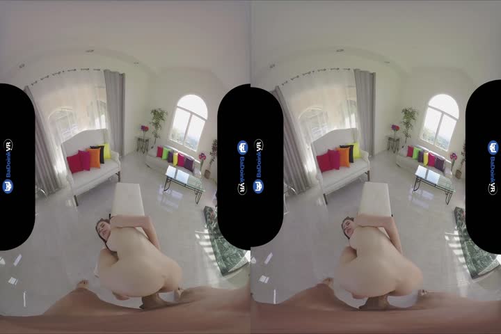 18VR Your Redhead Stepsister Anna Swix Seduces You VR Porn46