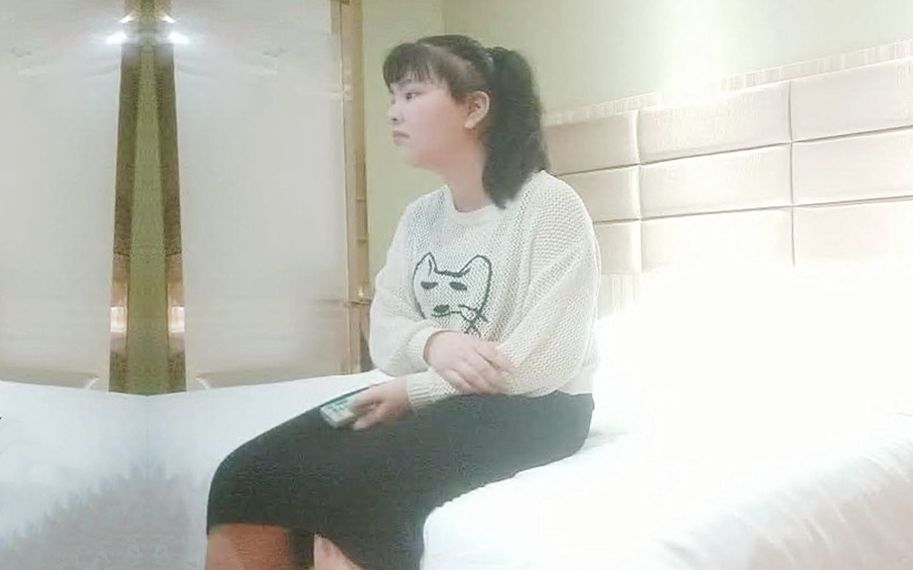 纹身大汉干00后小姐姐这鲍鱼挺美一线天女上位插入呻吟