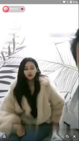 野 狼 出 擊 1月 21日 直 播 套 路 剛 失 戀 的 極 品 中 越 混 血 美 女 做 直 播 啪 啪 偷 拍 啪 啪 叫 聲 超 級 騷 4