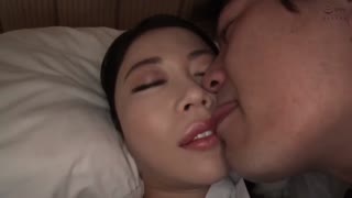 搭不上末班車與喝醉酒同事睡同房…無防備姿態讓人受不了…Vol.002 SABA-607