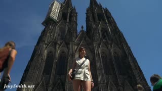 Public ass flashing by Jeny Smith in Cologne
